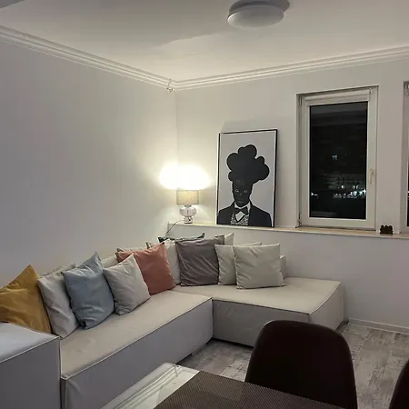 Dido House Panoramic -eurovision Fans Hub 2027 فيليكو ترنوفو